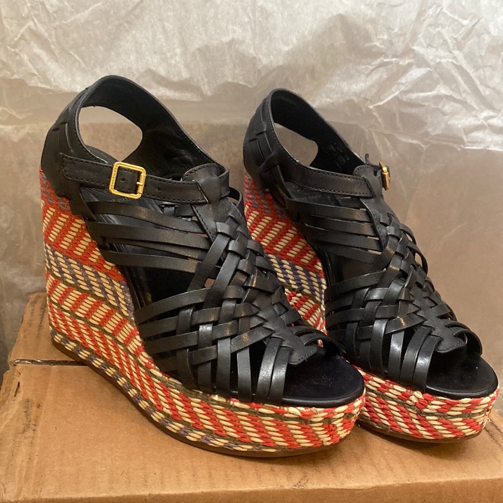 Tory Burch Black Leather Raven Raffia Wedge Size 7.5